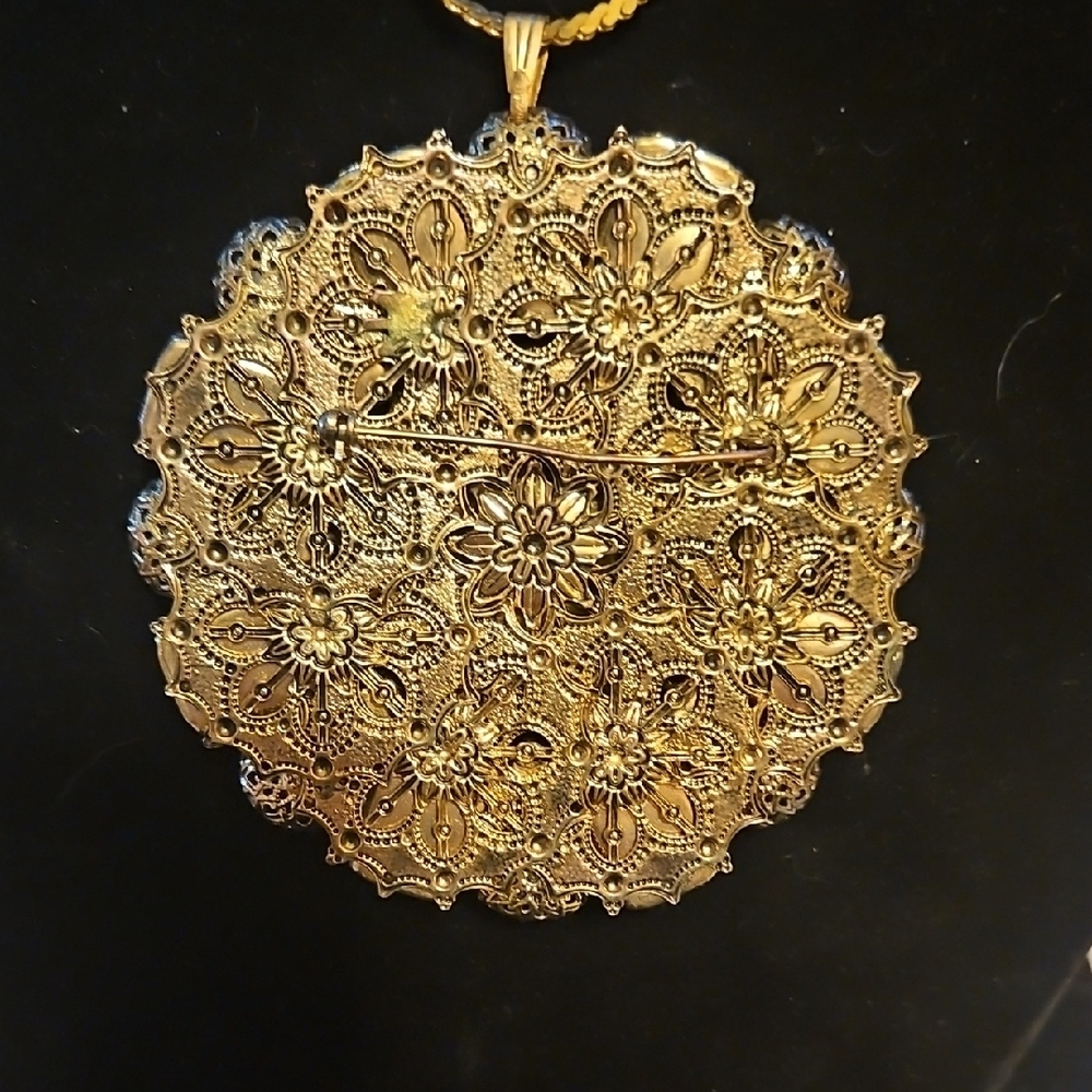 Vibrant Gold and Green Statement Necklace - Picture 3 of 5